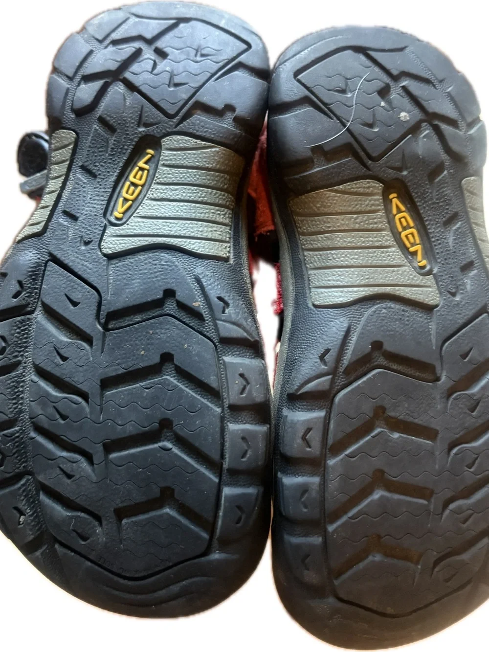 Keen closed toe
